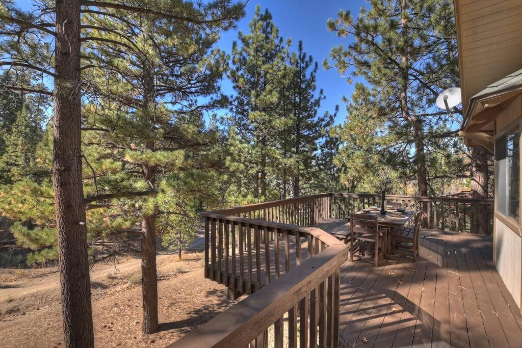 Everwood Serenity Treehouse Ontrail Head/Sledding Big Bear Lake Exterior foto
