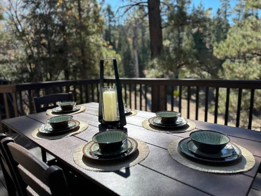 Everwood Serenity Treehouse Ontrail Head/Sledding Big Bear Lake Exterior foto