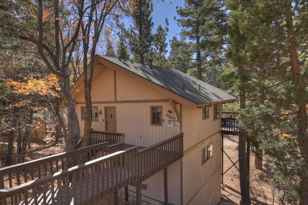Everwood Serenity Treehouse Ontrail Head/Sledding Big Bear Lake Exterior foto