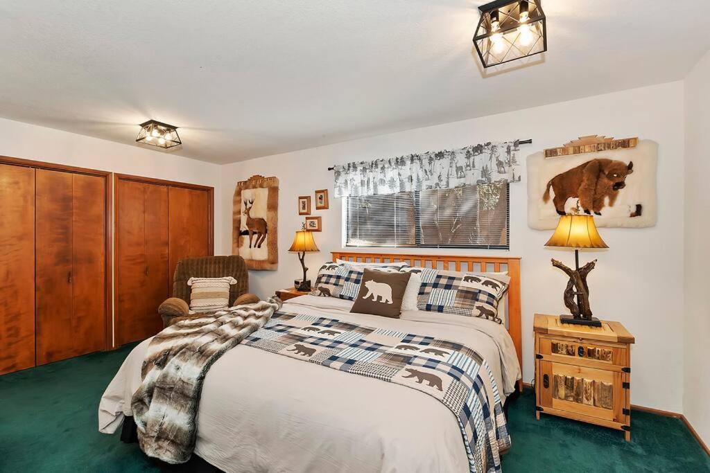 Everwood Serenity Treehouse Ontrail Head/Sledding Big Bear Lake Exterior foto